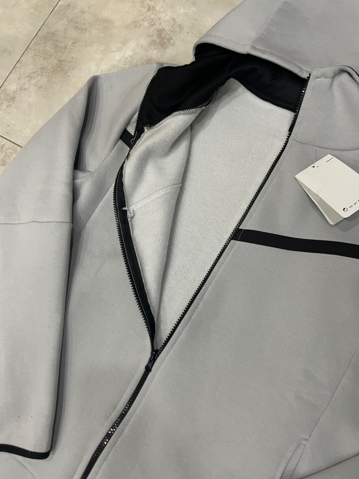 CAMPERA TECH 9